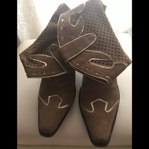 SuedeTan with gold trim Cowboy boots